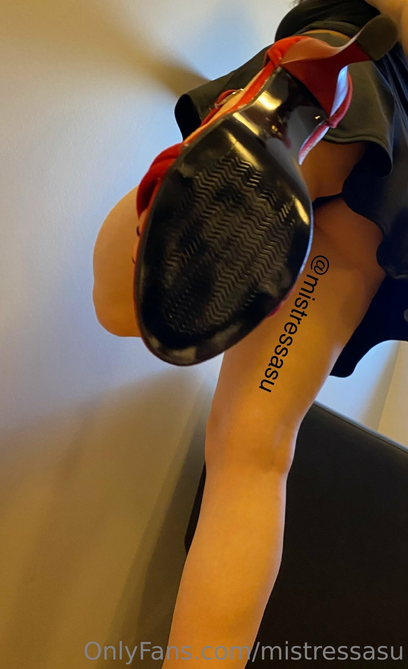 Mistress Asu 5